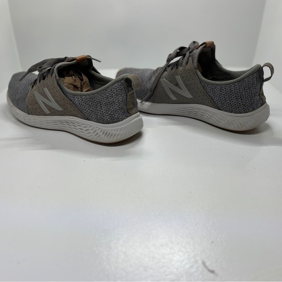 New Balance Men's Fresh Foam Sport Running Sneakers from Finish Line size 11 - Picture 5 of 9